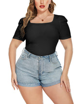 Camiseta de manga abullonada con cuello cuadrado y estampado de canalé